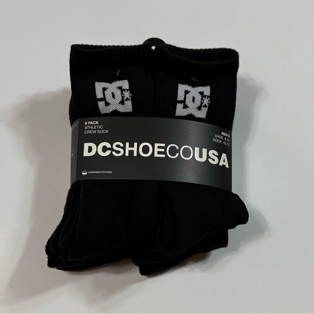 DC Shoe CO. Athletic Cushioned Crew Socks
8-Pack Black NEW NWT